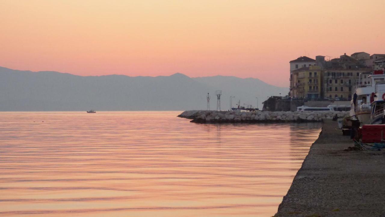 At The Heart Of Old Town Apartment Corfu  Екстериор снимка